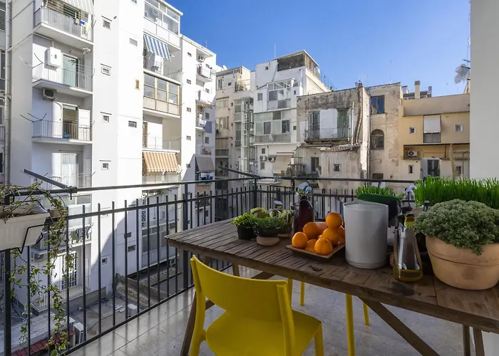 Apartament Putignani 181 *