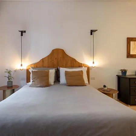 Appartement Putignani 181 *