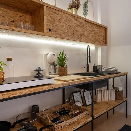 Appartement Putignani 181 *