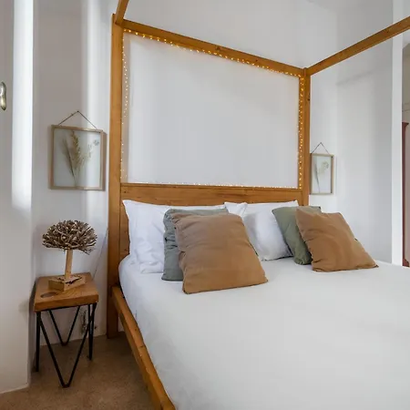 Putignani 181 * Барі